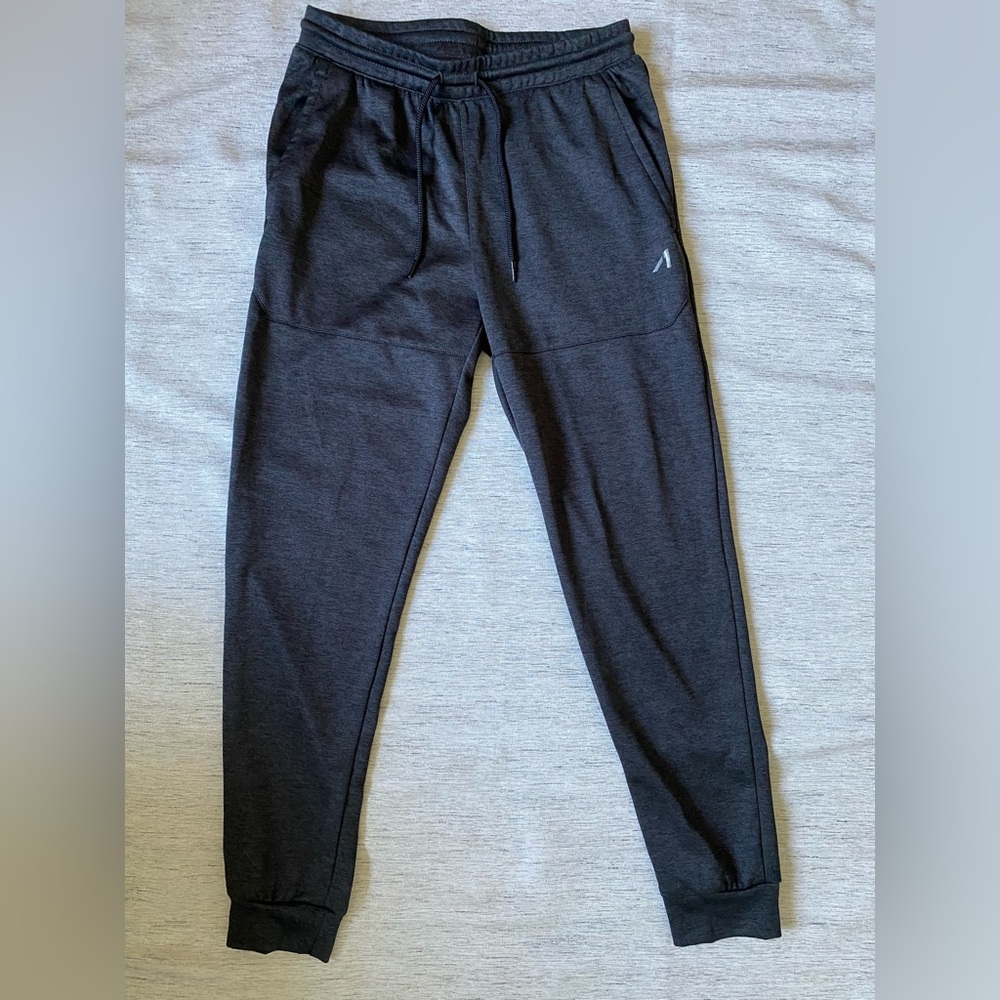AND1 Men's Dark Charcoal Athletic Jogger Pants Size S NWOT
